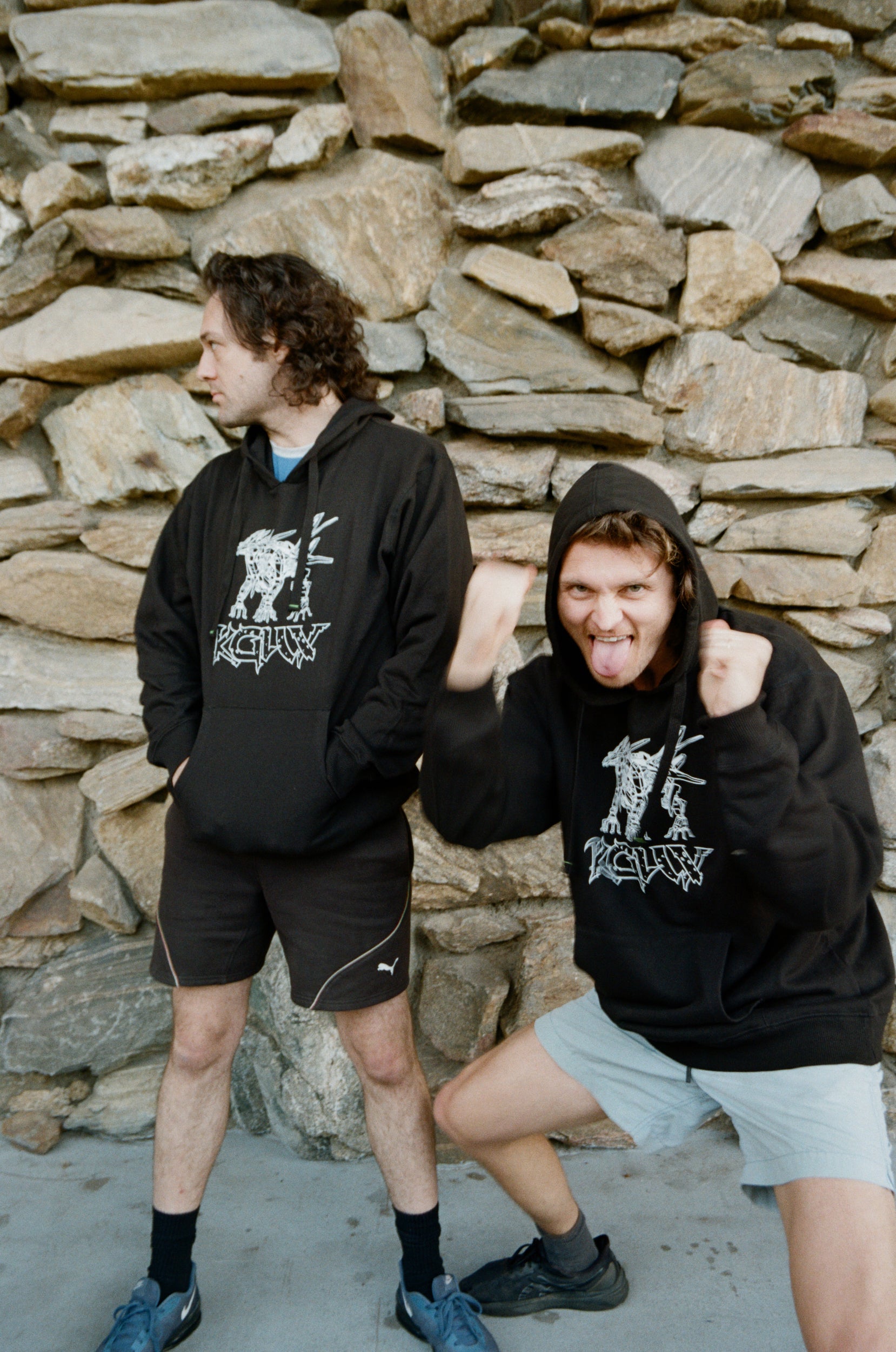 King Gnu フーディ ブルー Mサイズ KG IS DEAD HOODIE KG IS DEAD HOODIE kinggnu セントラル フーディー - メルカリ
