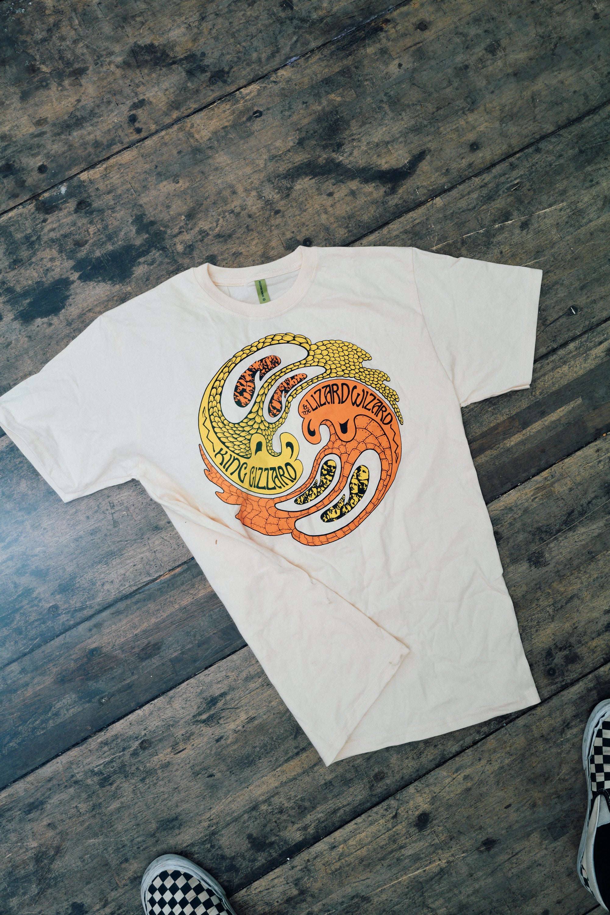 YING YANG TEE Lifestyle 2