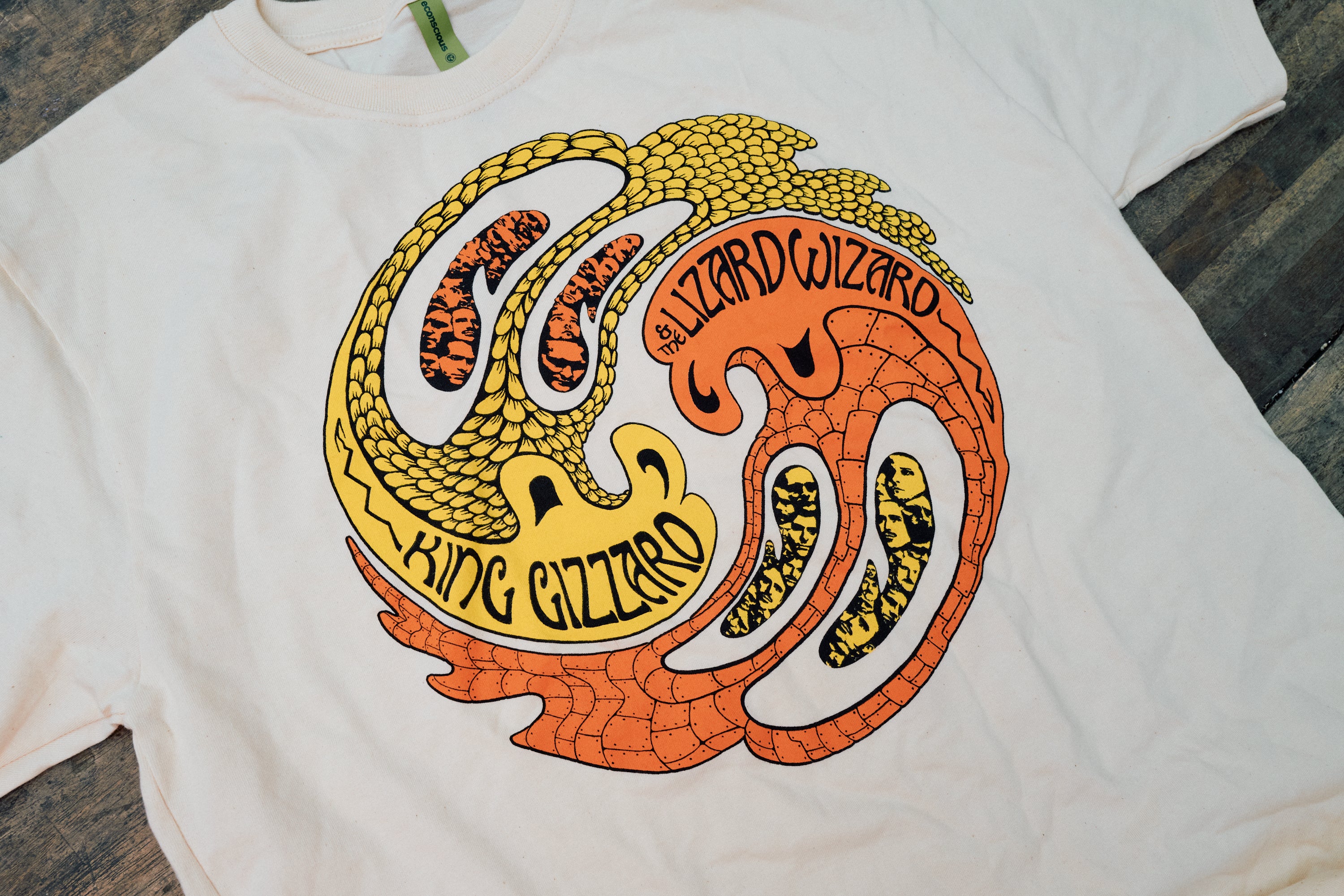 YING YANG TEE Lifestyle 3