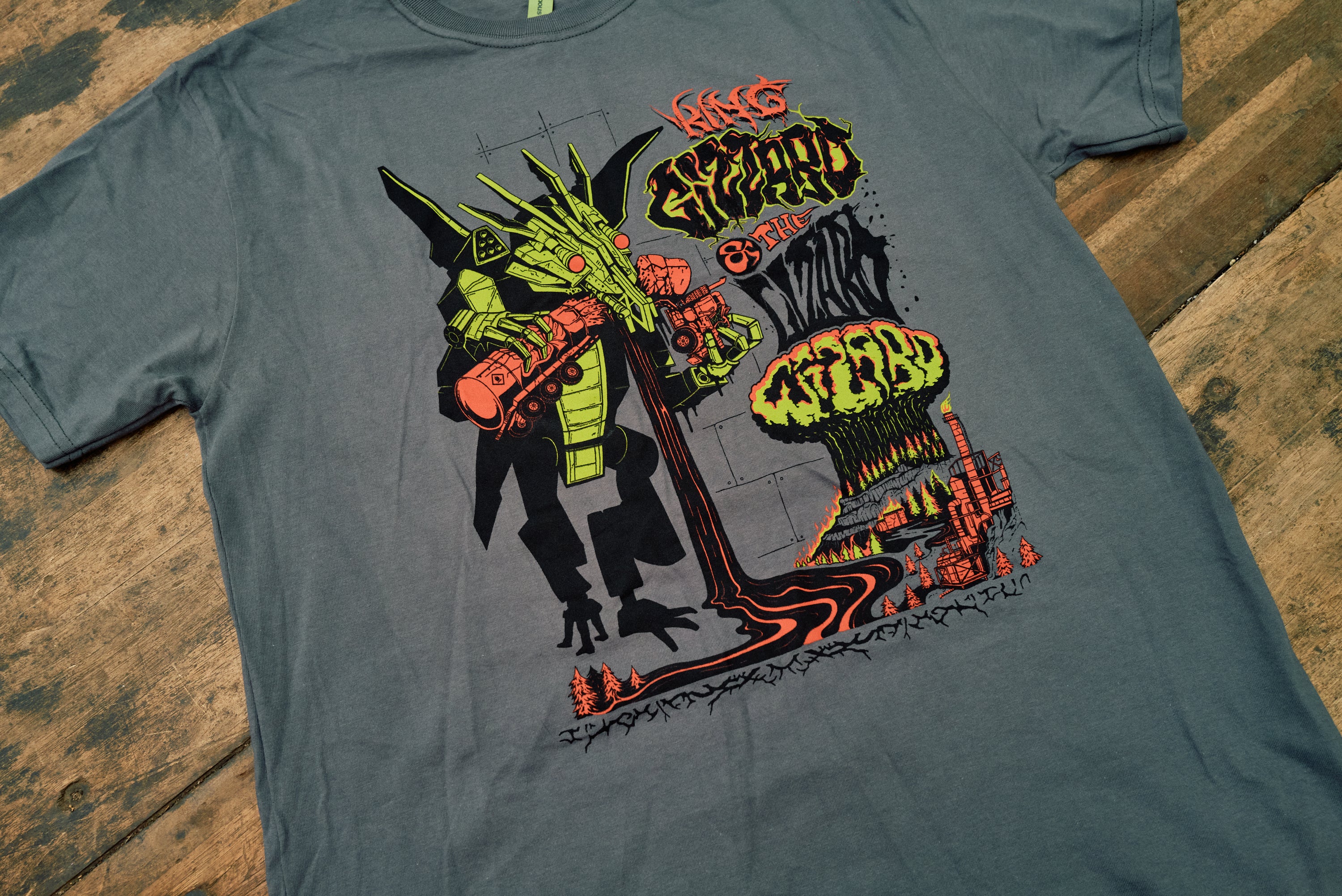 TRUCK DESTROYER TEE Lifestyle 4