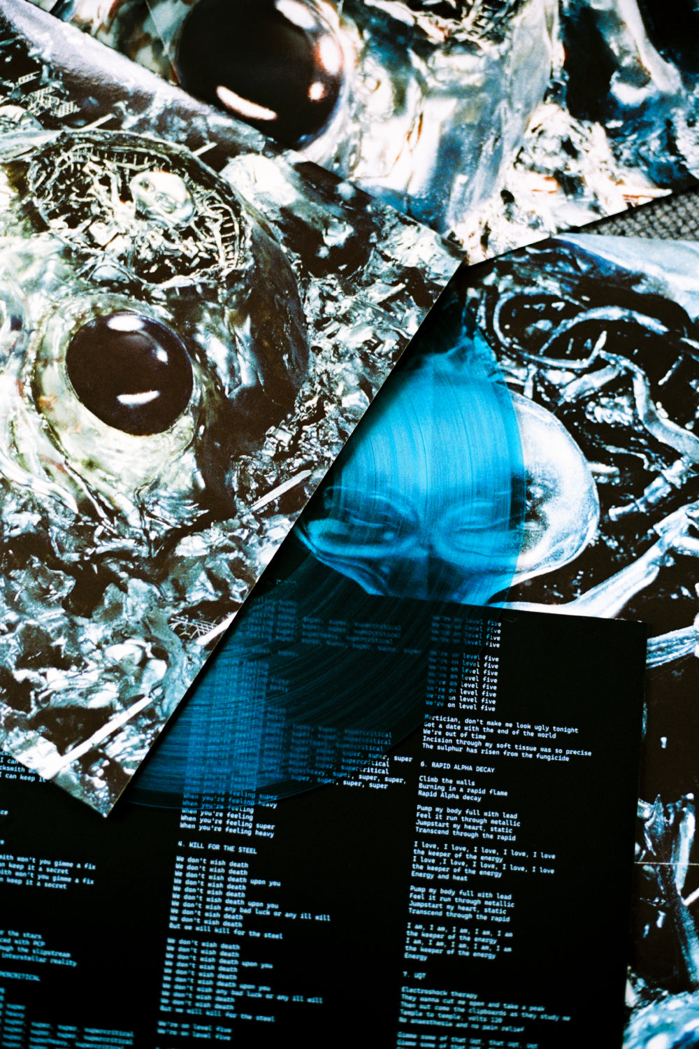 Alien Metal LP In Use 1